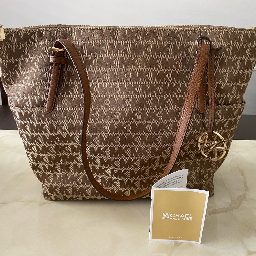 MK Logo Charlotte tote gold accents! Like new